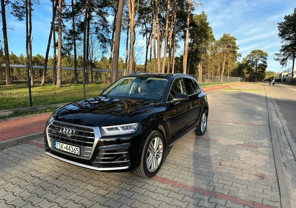 Audi Q5 cena 116000 przebieg: 117000, rok produkcji 2018 z Suchedniów małe 379